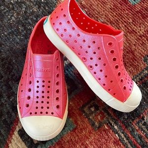 Little Girl Pink Sparkly Native Shoes